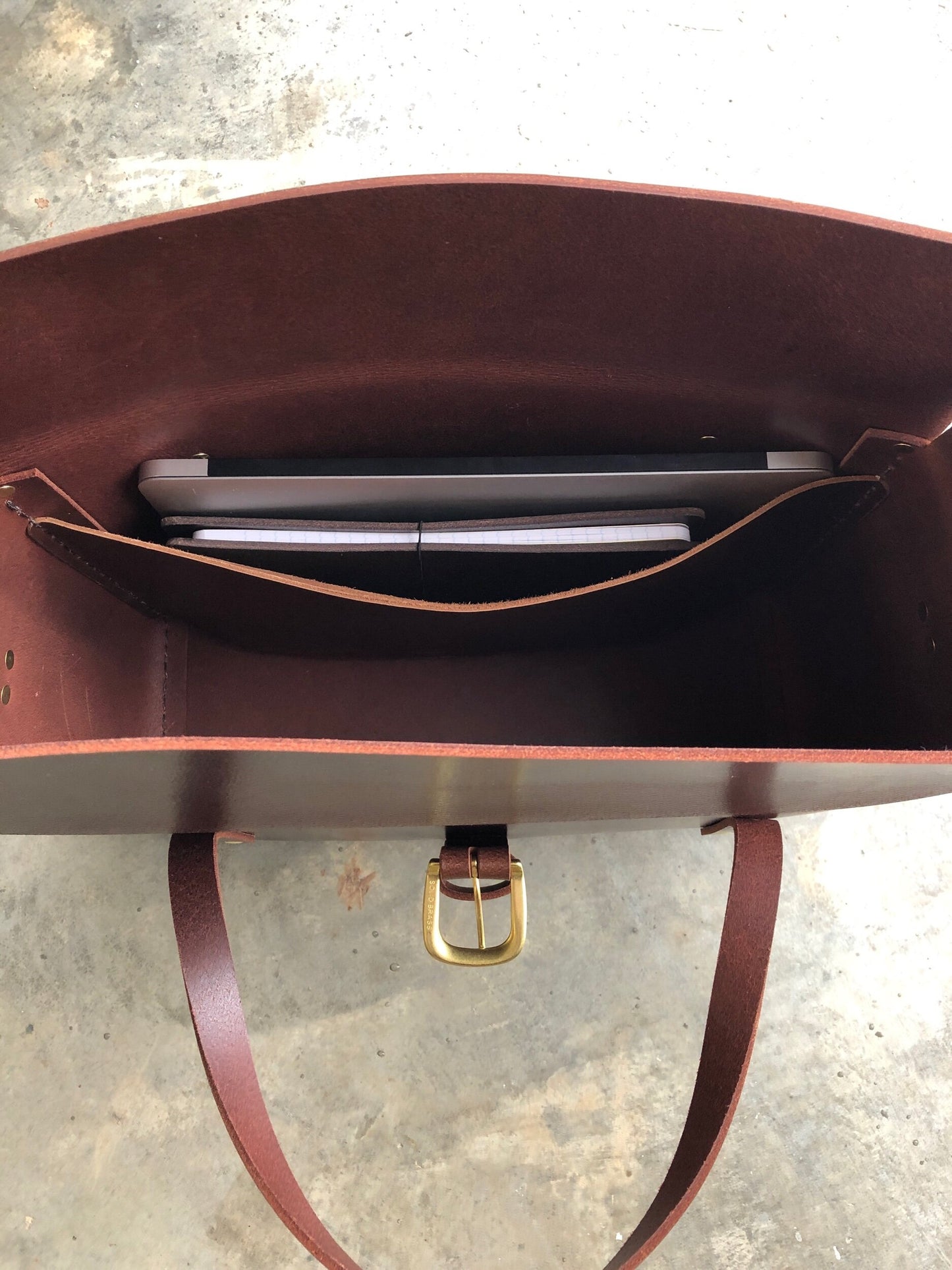 The Doctor Bag - buffalo chestnut