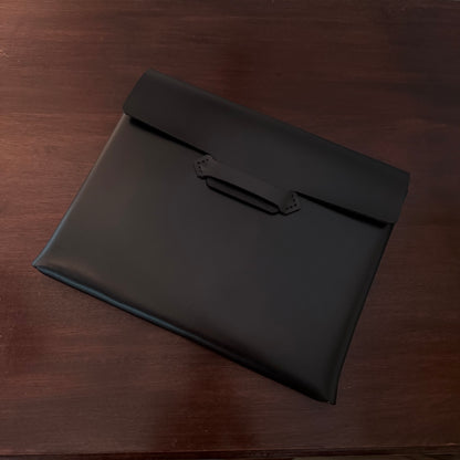 The Diplomat Document Case - Buffalo Black