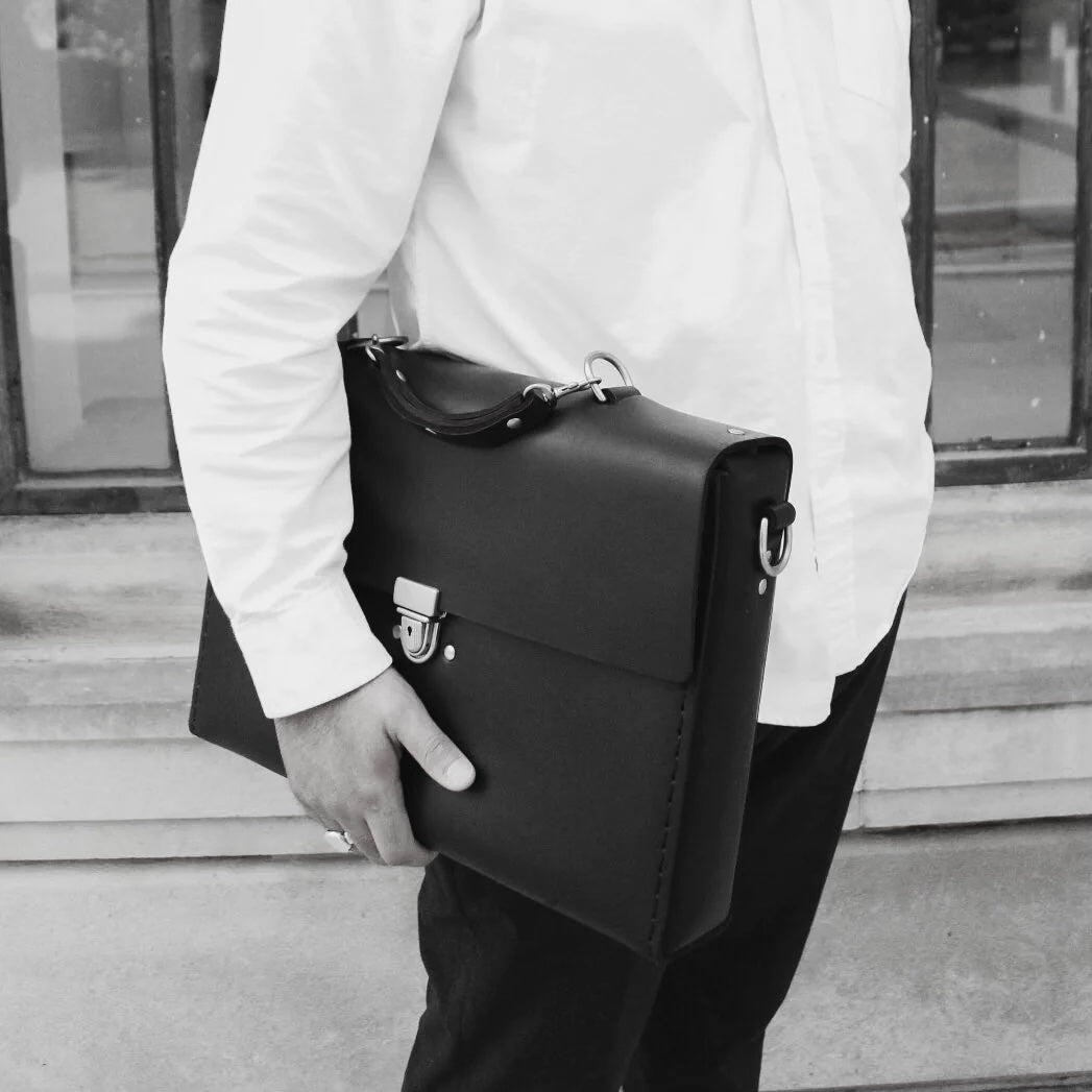 The Oxford - Buffalo Black