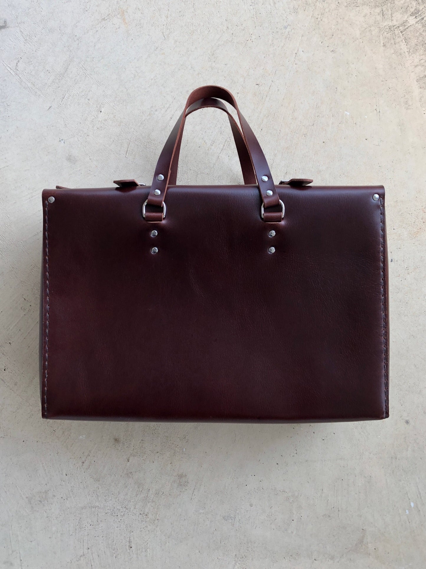 The Pavilion Suitcase - buffalo chestnut